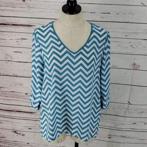 Kiara V Neck Blue Chevron Print medium‎ Blouse - Picture 2 of 7